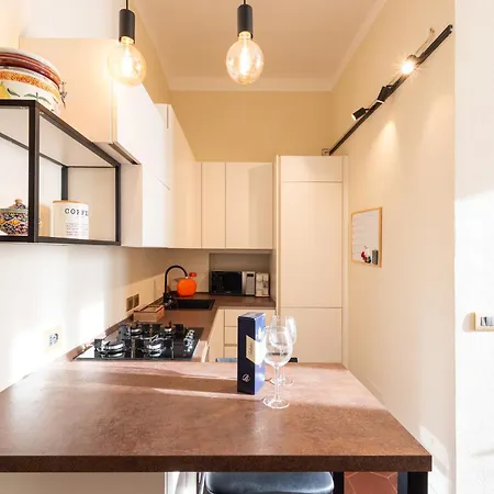 10' Duomo & Central Station Large Apartment Milan Exterior photo